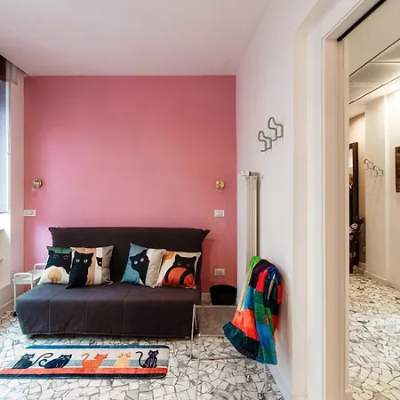 Ng Apartment *